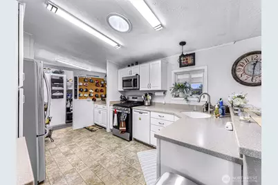 5649 Elder Road, Ferndale, WA 98248 - Photo 9