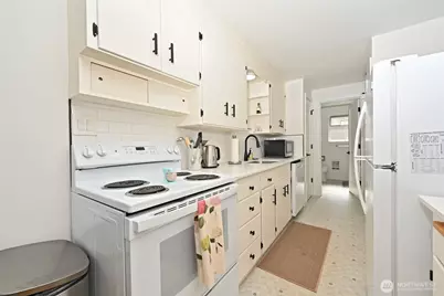 533 4th Avenue S #1-6, Edmonds, WA 98020 - Photo 9