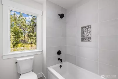 11241 79th Avenue Ct SW, Lakewood, WA 98498 - Photo 33