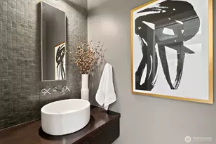 1549 Magnolia Way W, Seattle, WA 98199 - Photo 17