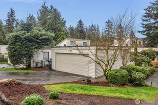 13715 SE 258th Pl, Kent, WA 98042 - Photo 1