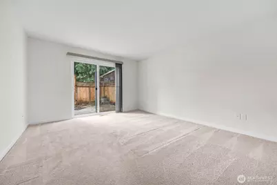 13715 SE 258th Place #45, Kent, WA 98042 - Photo 11