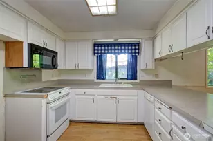 324 NW 8th St, Battle Ground, WA 98604 - Photo 9