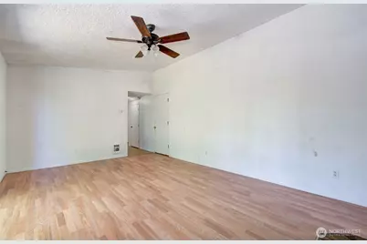 324 NW 8th Street, Battle Ground, WA 98604 - Photo 5