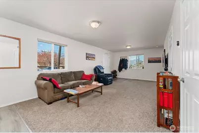 1327 S Miller Street, Wenatchee, WA 98801 - Photo 7