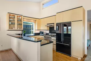 4014 32nd Ave SW, Seattle, WA 98126 - Photo 17