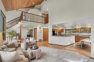 25028 SE Mirrormont Blvd, Issaquah, WA 98027 - Photo 3