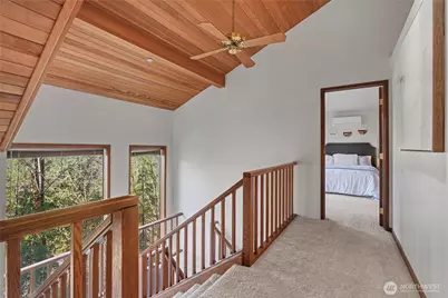 25028 SE Mirrormont Blvd, Issaquah, WA 98027 - Photo 13