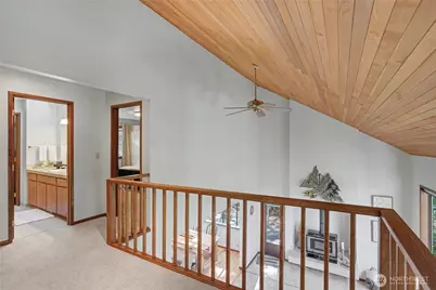 25028 SE Mirrormont Blvd, Issaquah, WA 98027 - Photo 19