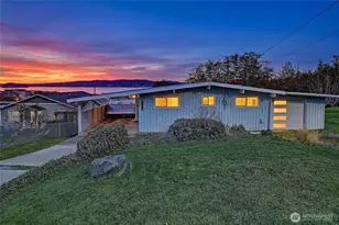 804 Sandstone Ln, Camano Island, WA 98282 - Photo 29