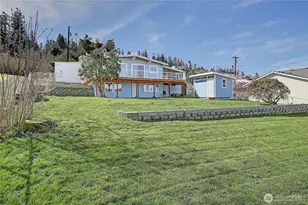 804 Sandstone Ln, Camano Island, WA 98282 - Photo 3