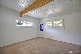 804 Sandstone Ln, Camano Island, WA 98282 - Photo 15