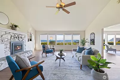 2368 Soundview Drive, Langley, WA 98260 - Photo 3