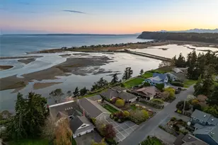 2368 Soundview Dr, Langley, WA 98260 - Photo 35