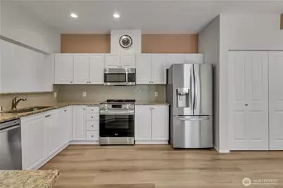 1419 60th Street SE #B, Auburn, WA 98092 - Photo 5