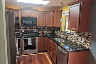24421 Terrace Pl, Black Diamond, WA 98010 - Photo 3