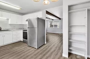 211 Maple St, Lynden, WA 98264 - Photo 23