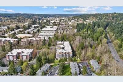 41221 NE 181st Place #P302, Woodinville, WA 98072 - Photo 25