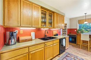 211 S 15th St, Renton, WA 98055 - Photo 9