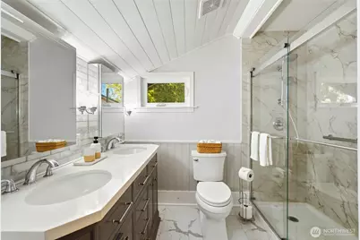 211 S 15th Street, Renton, WA 98055 - Photo 17