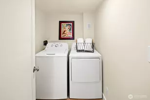 2106 NW 77th St, Seattle, WA 98117 - Photo 23