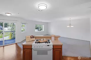 1318 37th St, Everett, WA 98201 - Photo 3