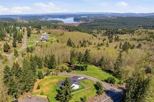 117 Red Hawk Dr, Castle Rock, WA 98611 - Photo 5