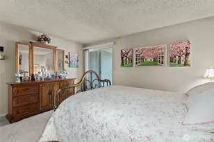 2517 NE 4th St, Renton, WA 98056 - Photo 17