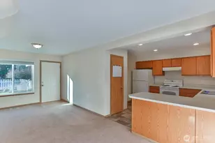 7316 194th Ave E, Bonney Lake, WA 98391 - Photo 5