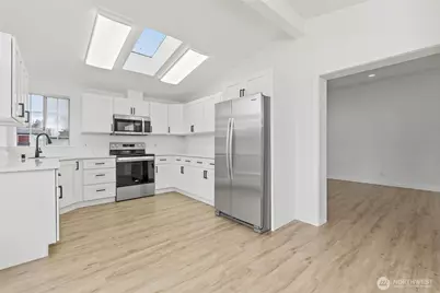 410 V Place SE, Auburn, WA 98002 - Photo 11