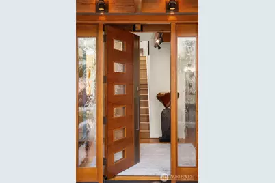 339 Lovell Avenue SW, Bainbridge Island, WA 98110 - Photo 5