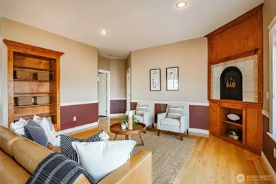 4410 Glasgow Way, Anacortes, WA 98221 - Photo 23