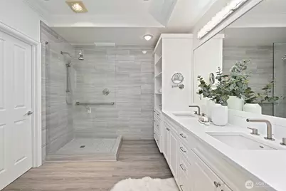 3900 2nd Avenue NE #403, Seattle, WA 98105 - Photo 23