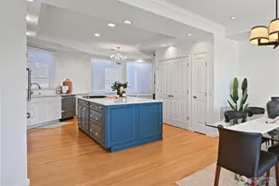 3900 2nd Ave NE, Seattle, WA 98105 - Photo 11