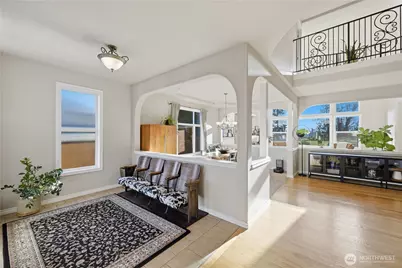 21112 7th Street Ct E, Lake Tapps, WA 98391 - Photo 5