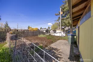 2739 Sunset Dr, Bellingham, WA 98225 - Photo 35
