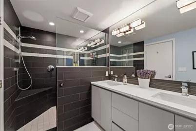 17825 NE 9th Street, Bellevue, WA 98008 - Photo 25