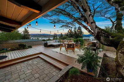 17825 NE 9th Street, Bellevue, WA 98008 - Photo 33