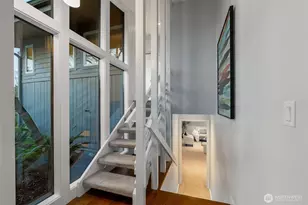 17825 NE 9th St, Bellevue, WA 98008 - Photo 19