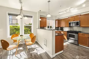 530 4th Ave W, Seattle, WA 98119 - Photo 13