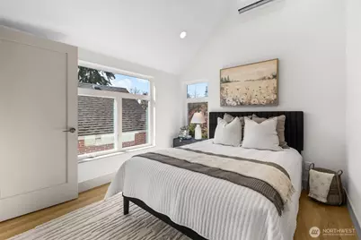 2935 39th Avenue SW, Seattle, WA 98116 - Photo 21