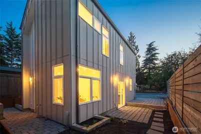 2935 39th Avenue SW, Seattle, WA 98116 - Photo 25