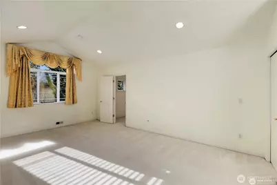 8502 152 Street SE, Snohomish, WA 98296 - Photo 31