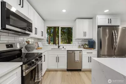 19810 32nd Avenue SE, Bothell, WA 98012 - Photo 9