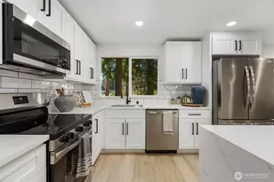 19810 32nd Ave SE, Bothell, WA 98012 - Photo 9