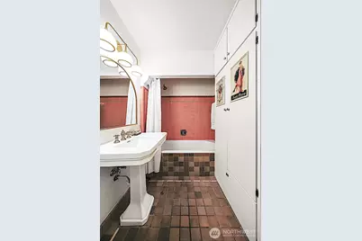 750 Belmont Avenue E #5, Seattle, WA 98102 - Photo 13