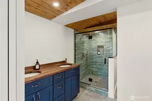 27830 Manzanita Beach Rd SW, Vashon, WA 98070 - Photo 21