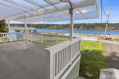 27830 Manzanita Beach Road SW, Vashon, WA 98070 - Photo 31
