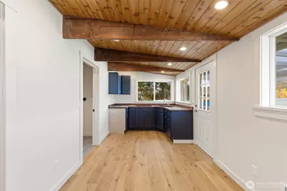 27830 Manzanita Beach Road SW, Vashon, WA 98070 - Photo 19