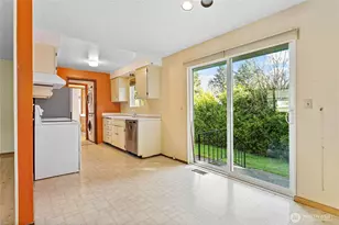 2202 Mill Ave, Bellingham, WA 98225 - Photo 7